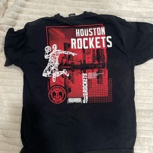 urban outfitters t shirt